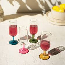 Load image into Gallery viewer, Kalalou Aperitif Glasses Set of 4
