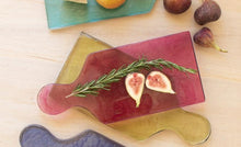Load image into Gallery viewer, Kalalou Colored Glass Cheese Board - Red
