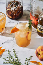 Load image into Gallery viewer, Vesper Bourbon Peach Smash 32 oz Craft Cocktail Kit/Mix
